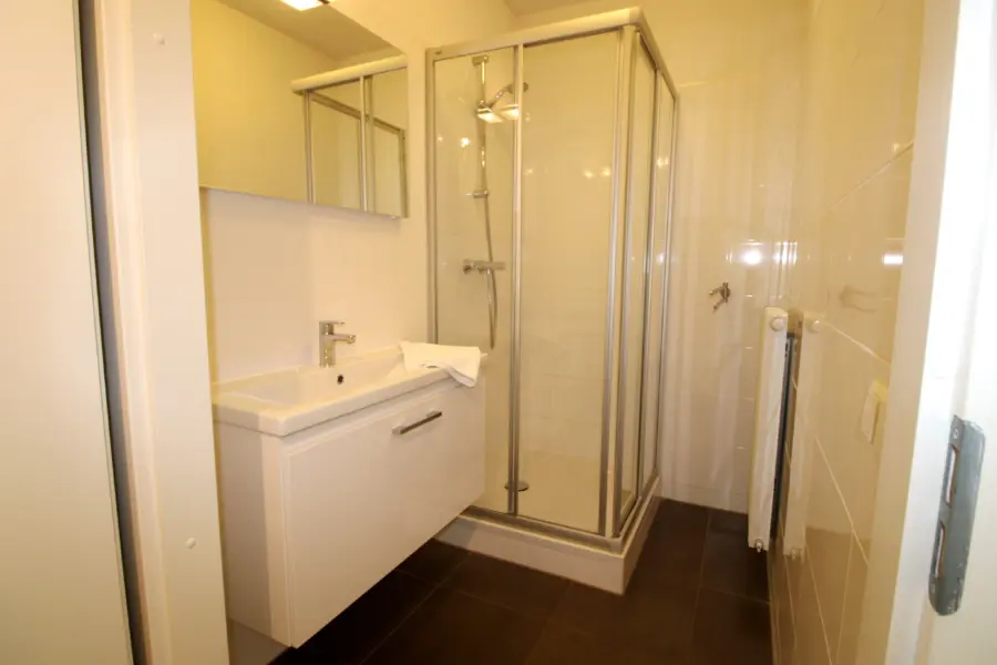 Picture76 638971689631791360