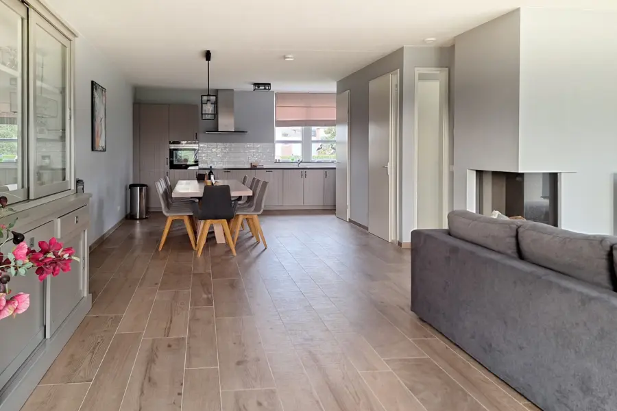 Picture76 638948384376814722